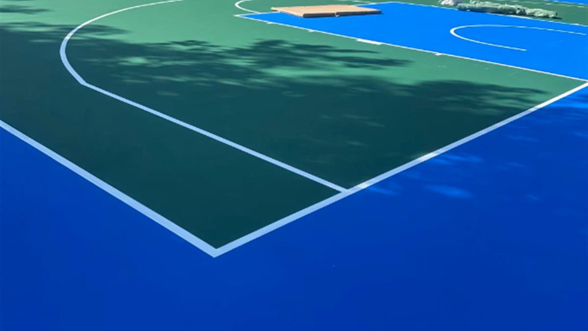 Blue and green acrylic sports court in Spain