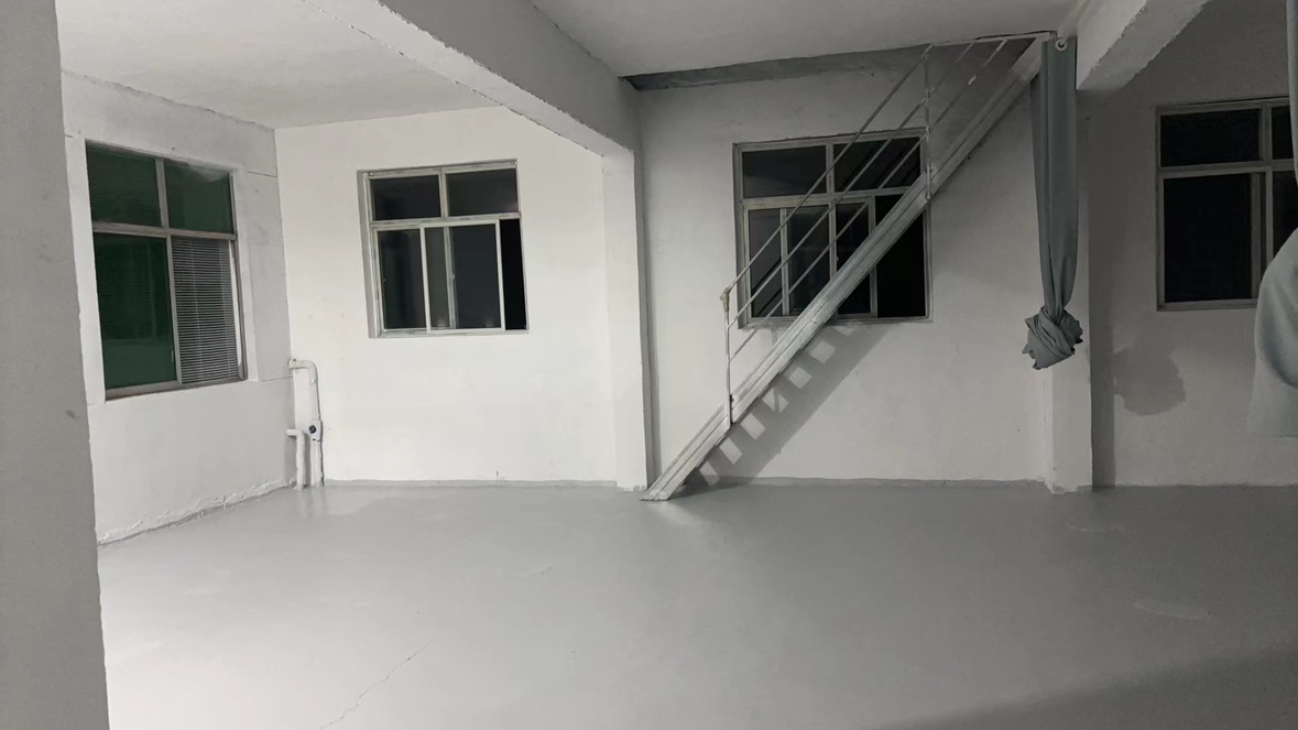 Hard-wearing acrylic floor coating